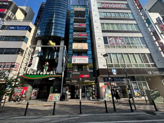 ADDICT大宮店外観