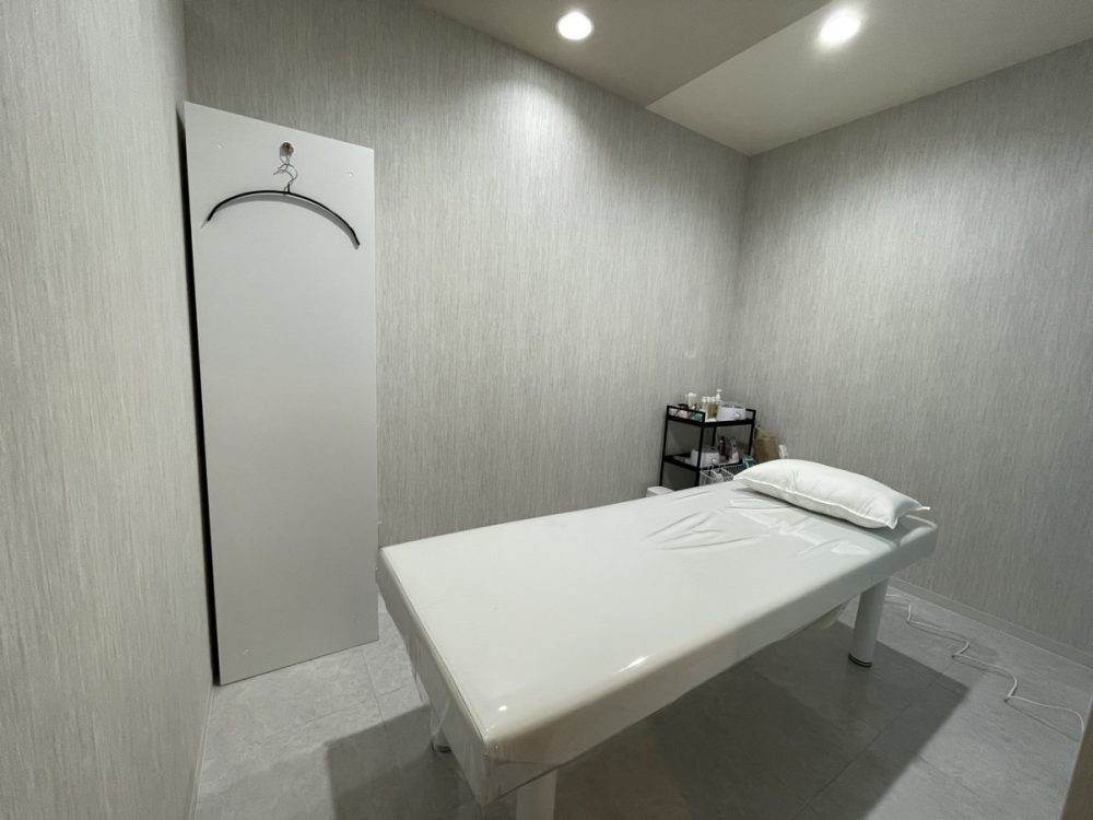 眉毛の王様福山店